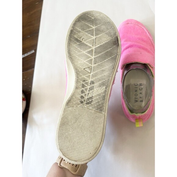 Vionic BEACH Malibu Comfort Slip-On Sneakers Neon Pink WOMEN 8 Terry Cloth - Picture 7 of 7